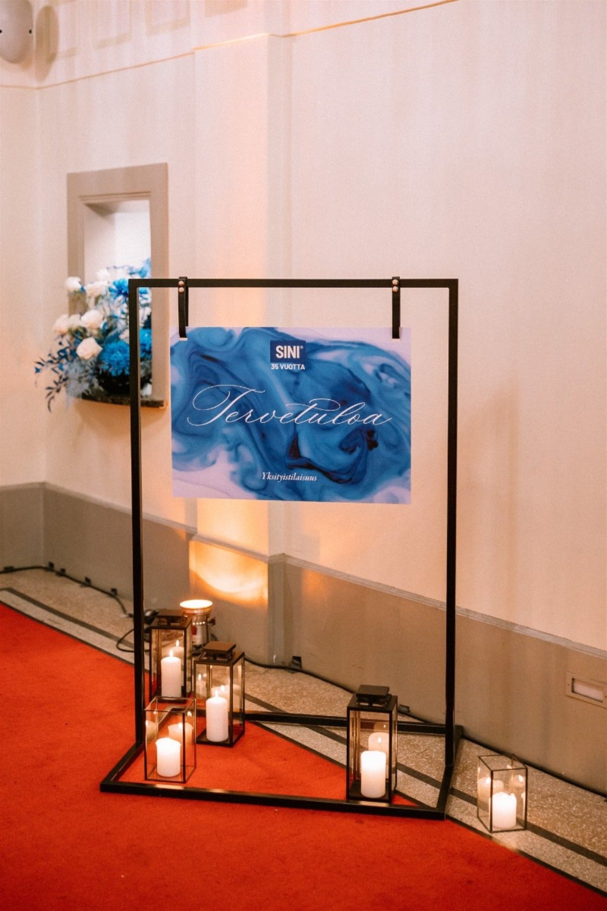 mevent tervetuloa kylttiteline mustaa metallia