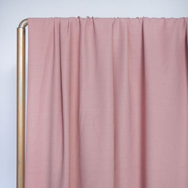 Vaaleanpunainen kangas